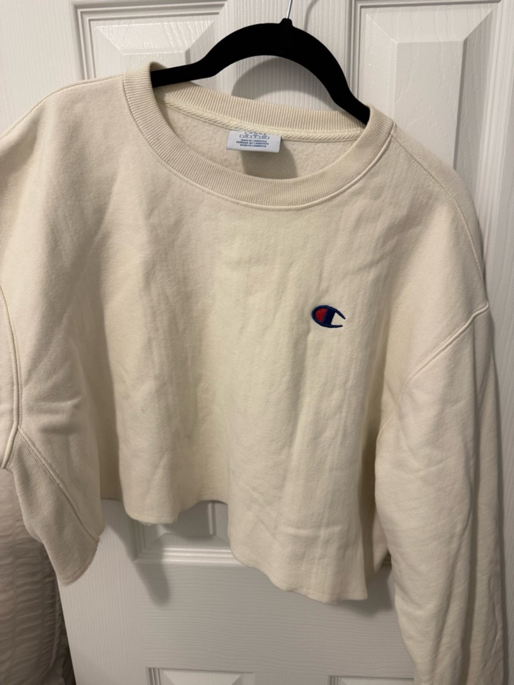 Champion Cream Reverse Weave Sweatshirt with Small Logo